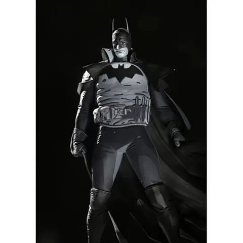 DC Direct Batman Black & White Gotham by Gaslight by Mike Mignola 1:10 Scale Resin Statue